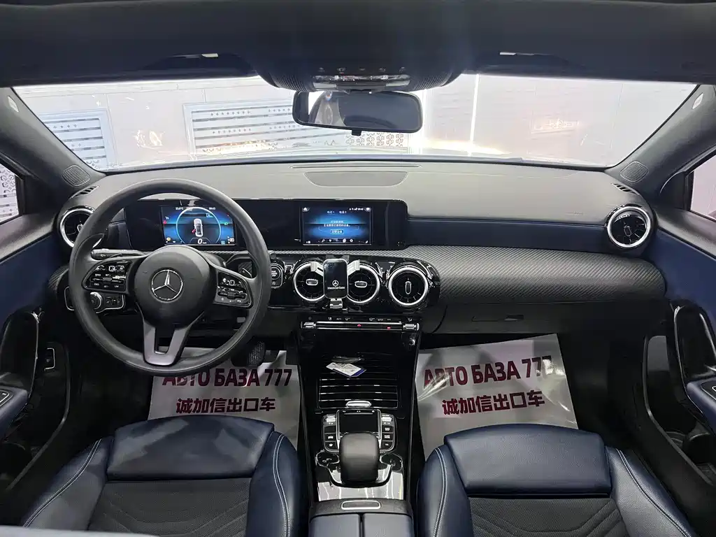 Mercedes-Benz A-Class 2022 — фото 16