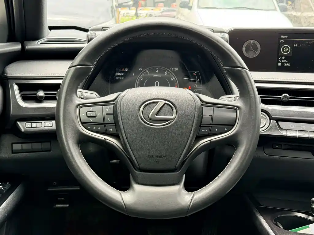 Lexus UX 2022 — фото 11