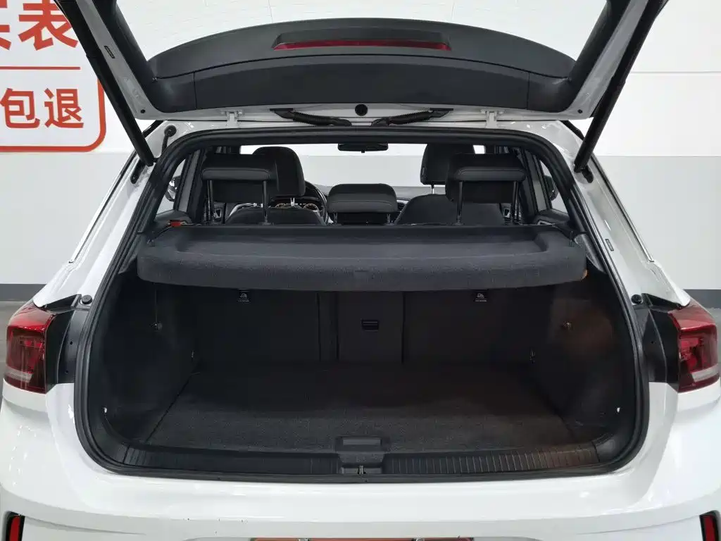 Volkswagen T-Roc 2022 — фото 16