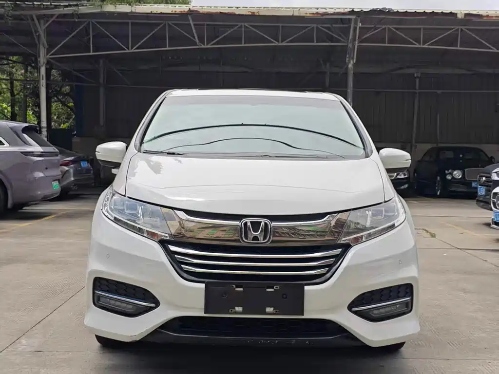 Honda Odyssey 2019 — фото 2