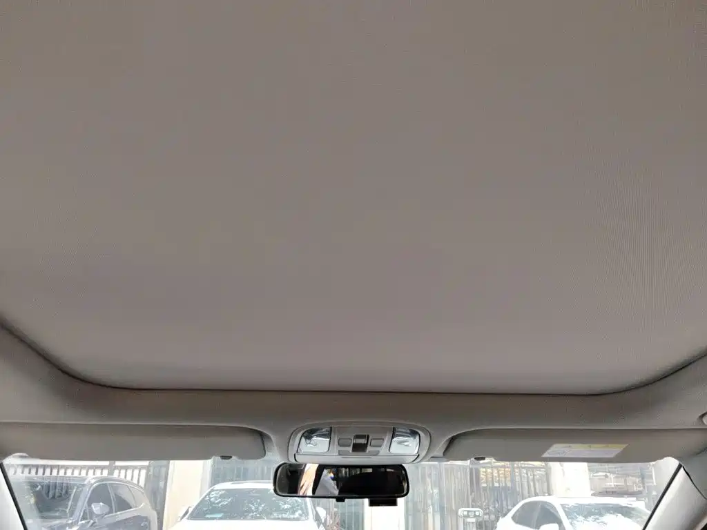 Kia KX5 2017 — фото 9