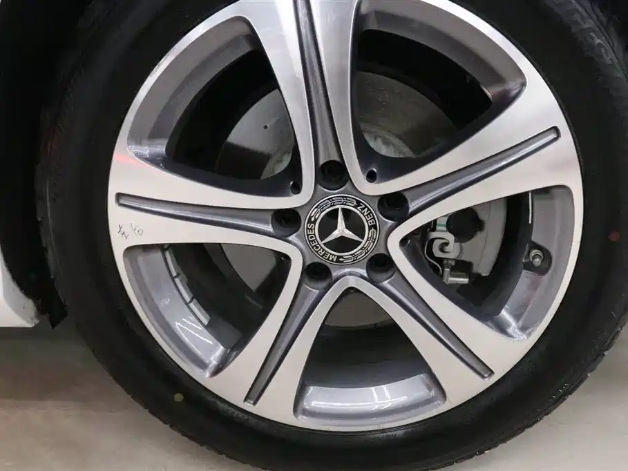 Mercedes-Benz C-Class 2020 — фото 20