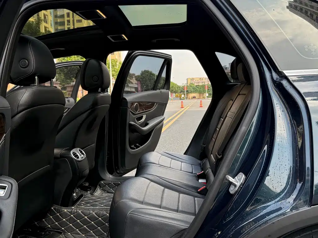Mercedes-Benz GLC 2019 — фото 25