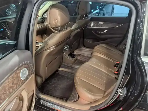 Mercedes-Benz E-Class 2023