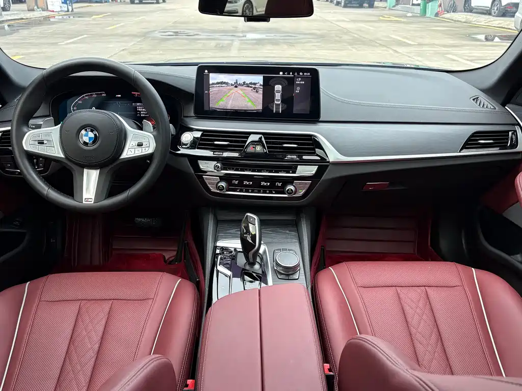 BMW 5 Series 2023