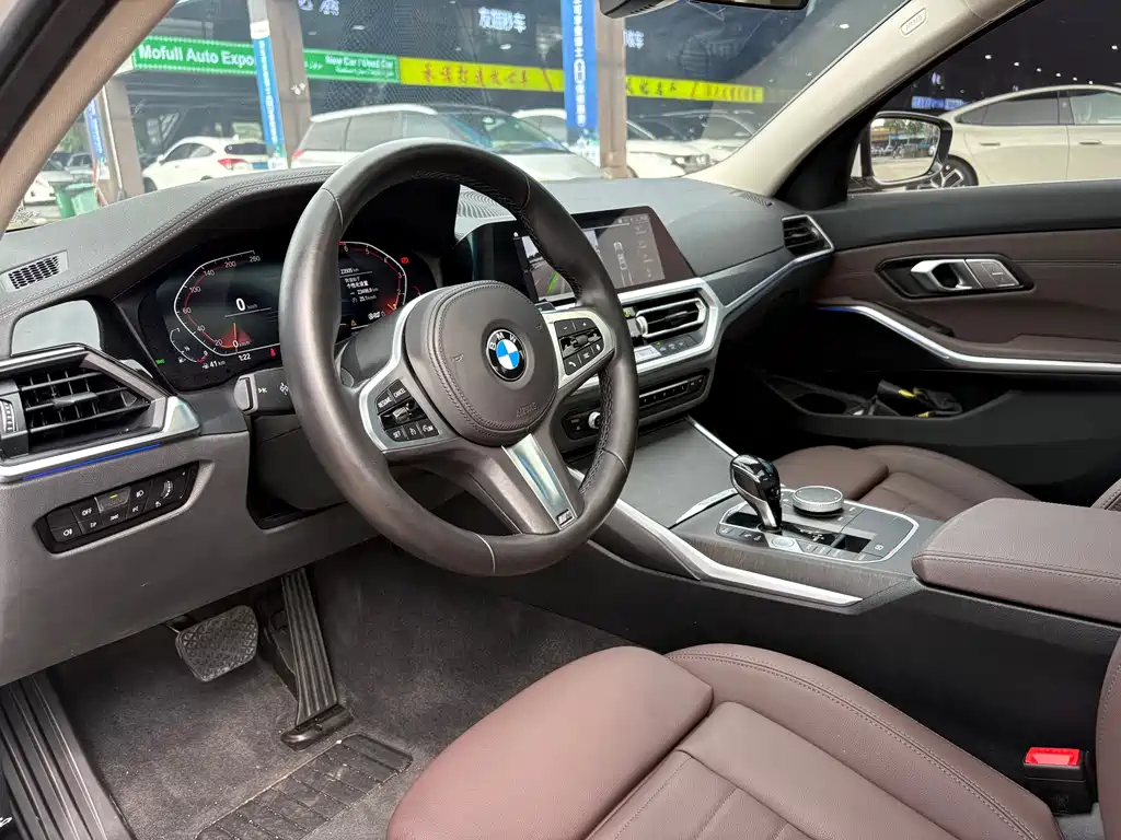 BMW 3 Series 2021