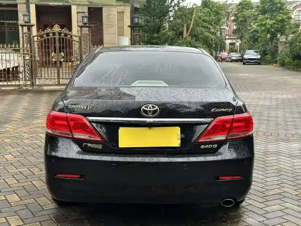 Toyota Camry 2010
