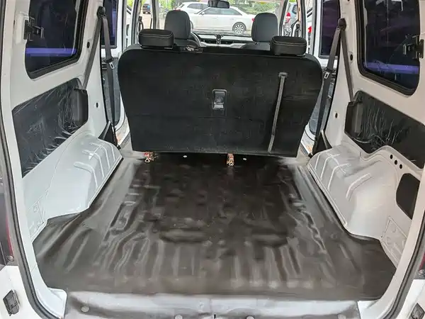 Wuling Hongguang PLUS 2025