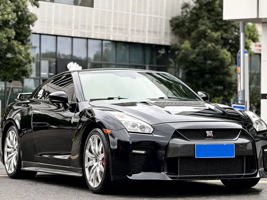 Nissan GT-R 2011