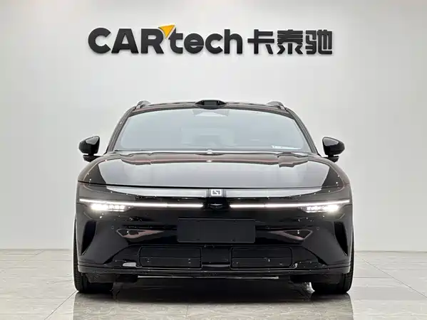 Zeekr 007GT 2025