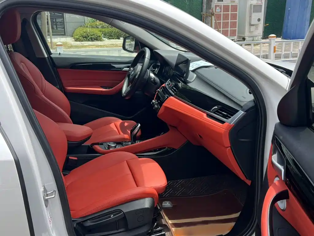 BMW X2 2022 — фото 14