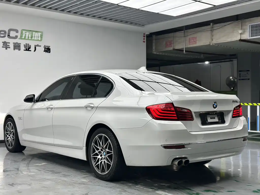 BMW 5 Series 2016