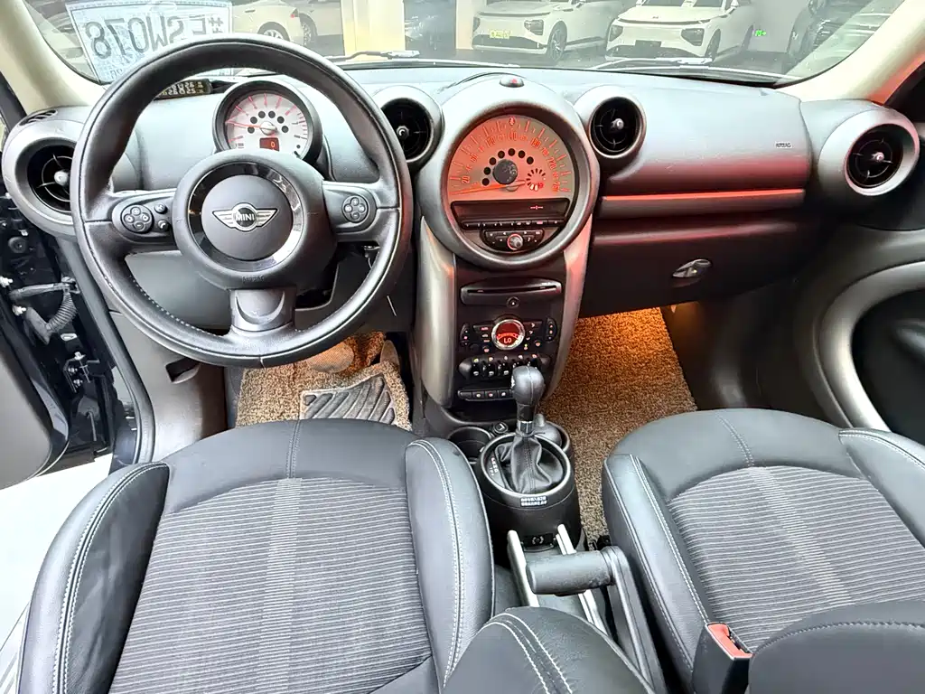 MINI Countryman 2012
