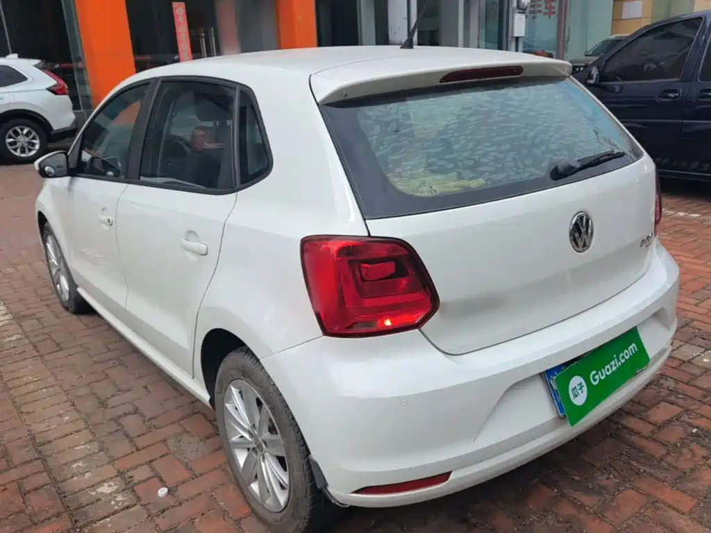 Volkswagen Polo 2015
