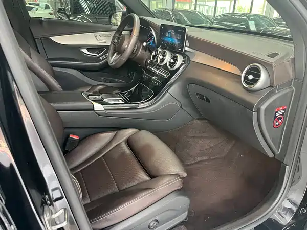 Mercedes-Benz GLC 2022