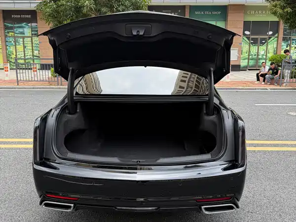 Cadillac CT6 2024