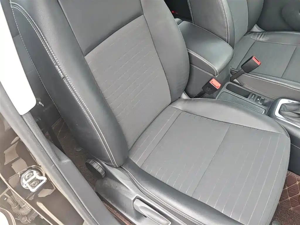 Volkswagen Tiguan 2018 — фото 25