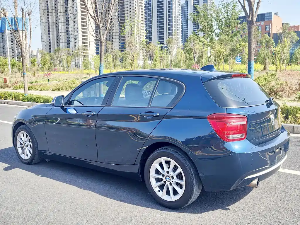 BMW 1 Series 2015 — фото 17