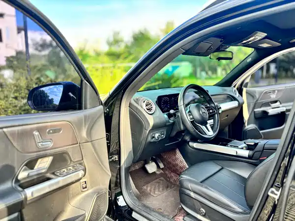 Mercedes-Benz EQB 2022