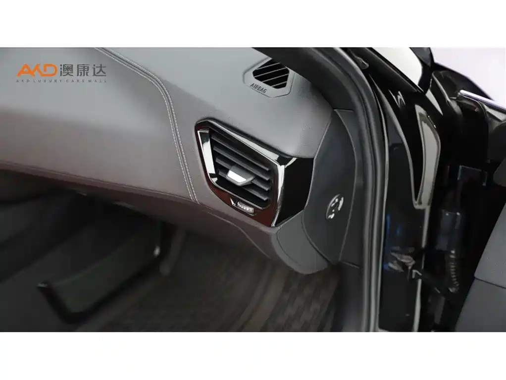 BMW Z4 2020 — фото 9
