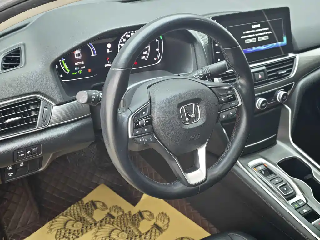 Honda Accord 2022 — фото 13
