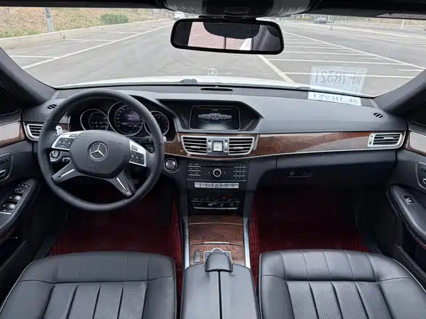 Mercedes-Benz E-Class 2016