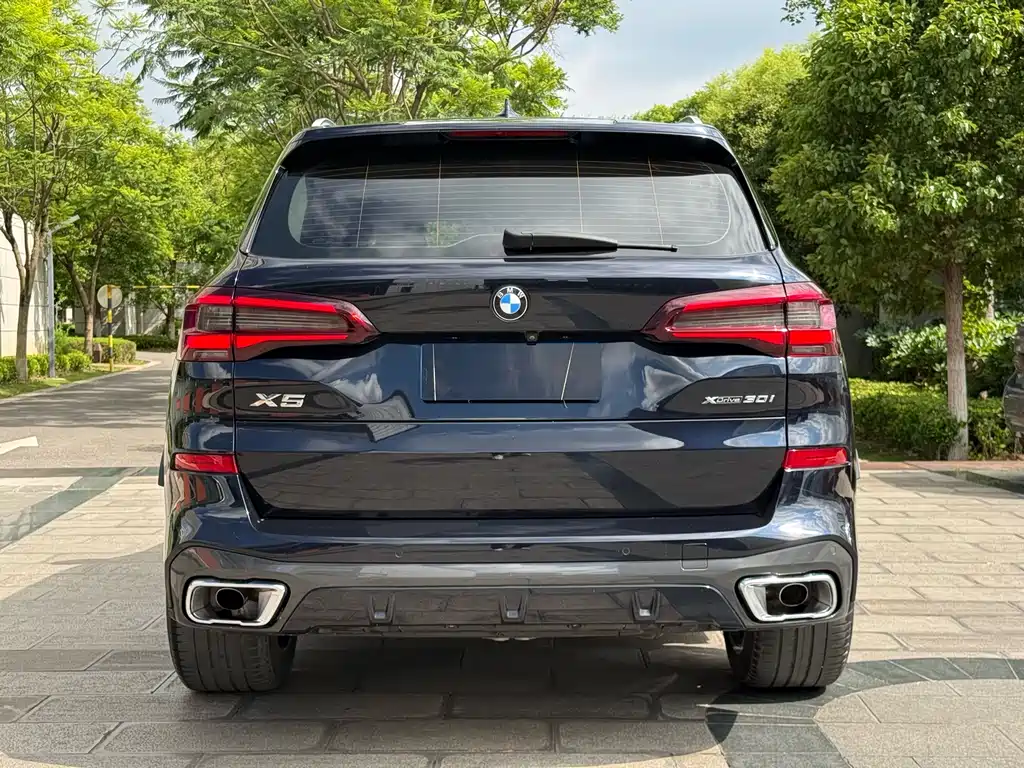 BMW X5 2021 — фото 8