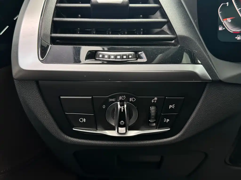 BMW X3 2020 — фото 18