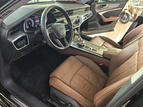 Audi A6L 2020
