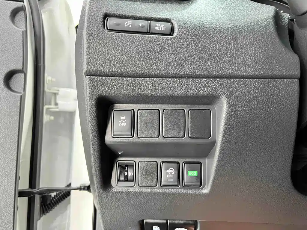 Nissan X-Trail 2023 — фото 10