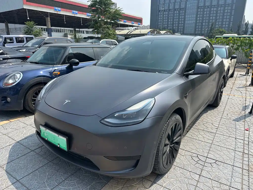 Tesla Model Y 2022 — фото 1
