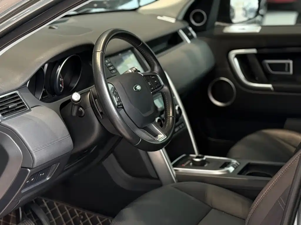 Land Rover Discovery Sport 2019 — фото 10