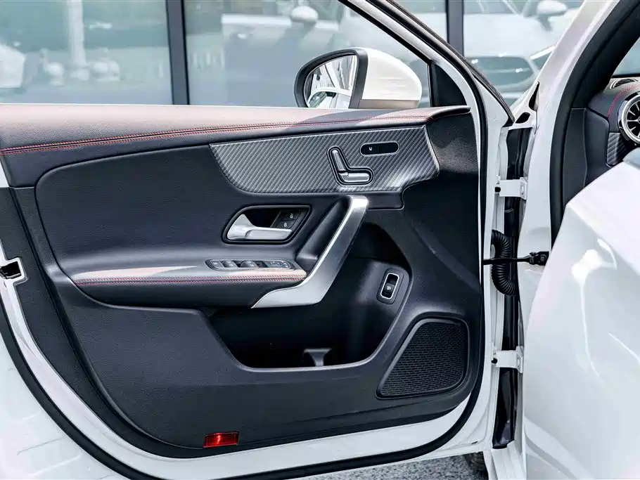 Mercedes-Benz A-Class 2026 — фото 16