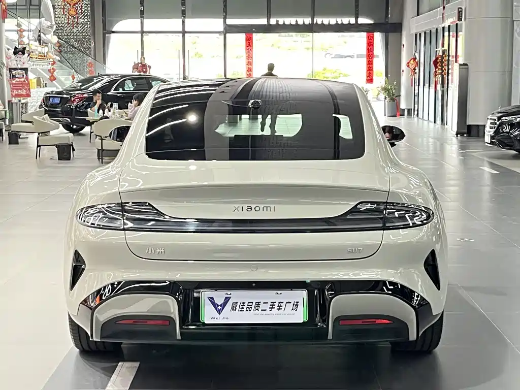 Xiaomi SU7 2025 — фото 8