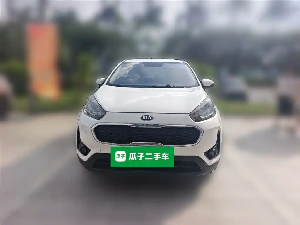 Kia KX3 2016 — фото 23