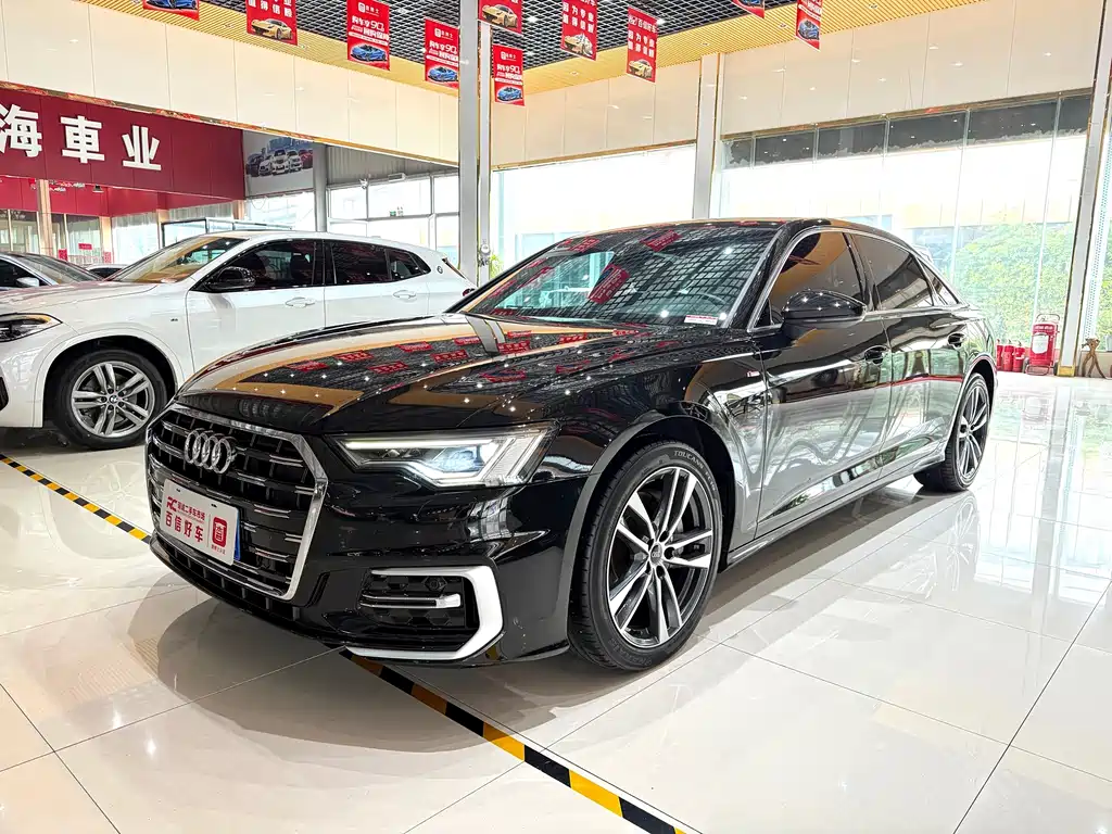 Audi A6L 2022 — фото 1