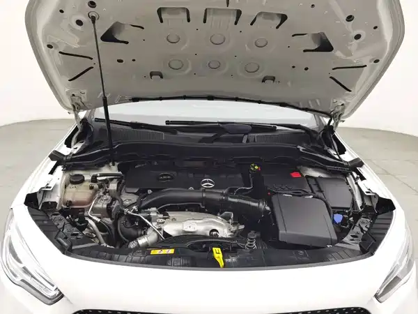 Mercedes-Benz GLA 2022
