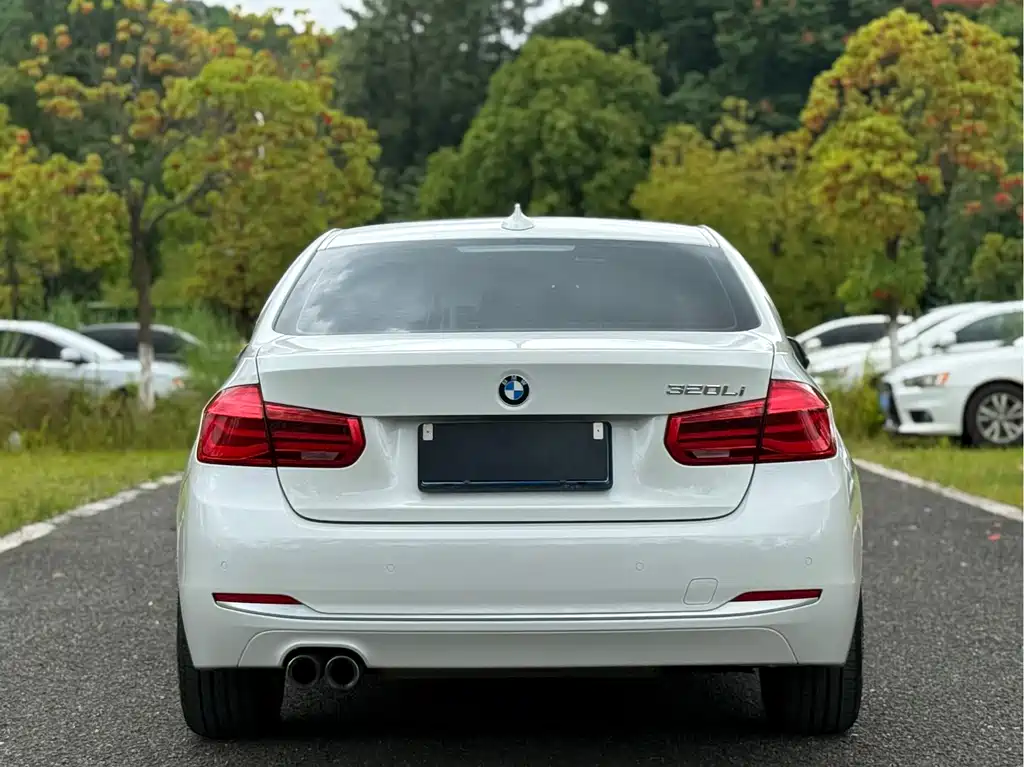 BMW 3 Series 2019