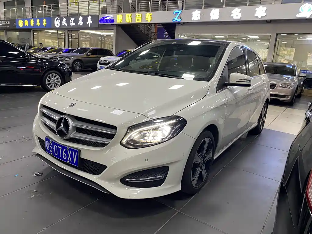 Mercedes-Benz B-Class 2018 — фото 1