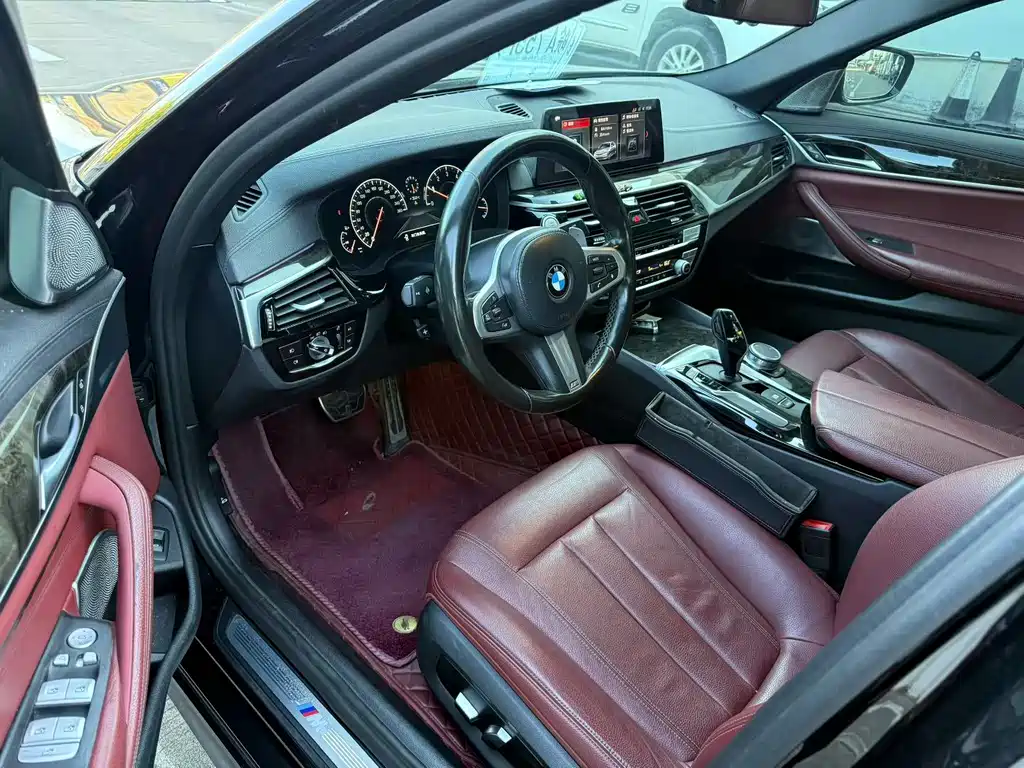 BMW 5 Series 2019
