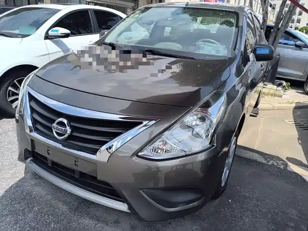Nissan Sunny 2018