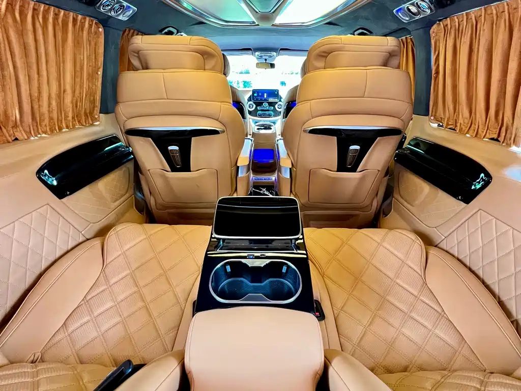 Mercedes-Benz Vito 2024 — фото 14