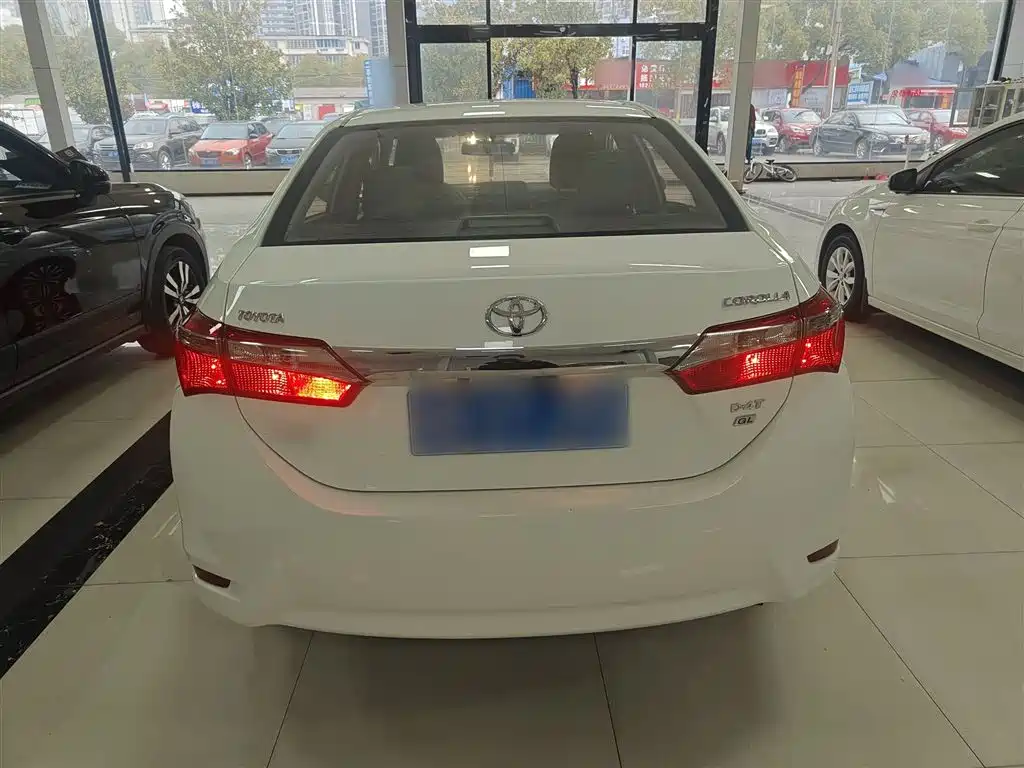 Toyota Corolla 2019 — фото 4