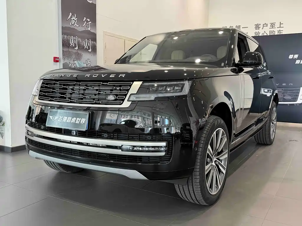 Land Rover Range Rover 2025 — фото 1