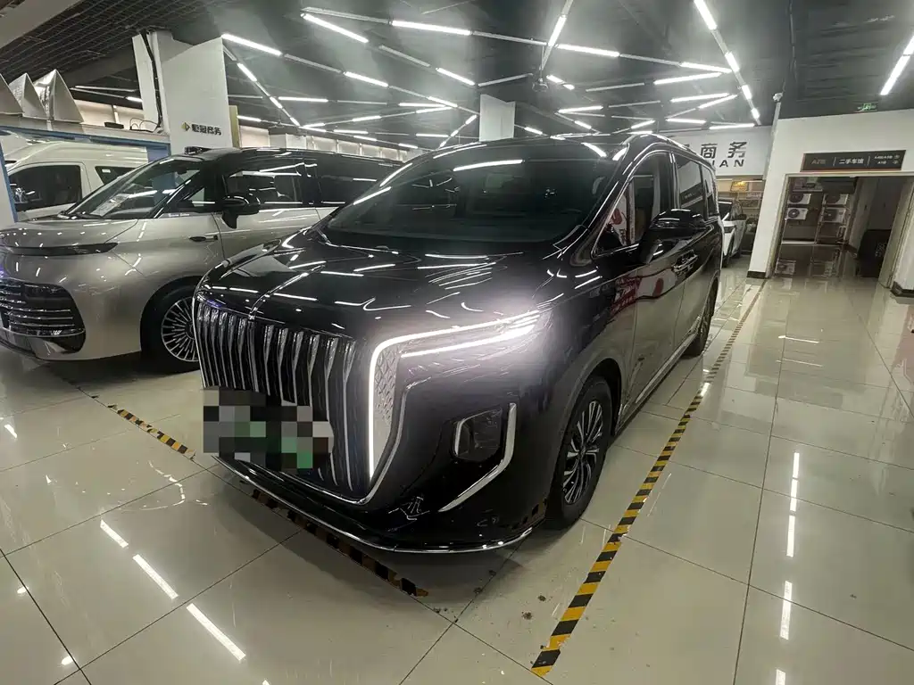 Hongqi HQ9 PHEV 2024 — фото 1
