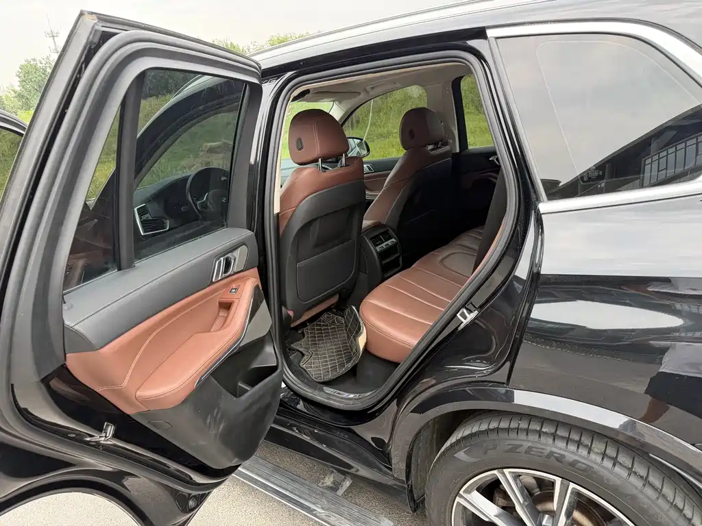 BMW X5 2021