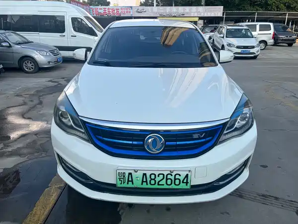 Dongfeng E70 2019