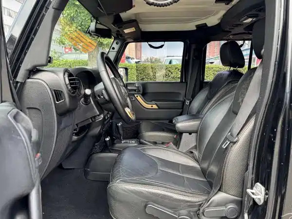 Jeep Wrangler 2014
