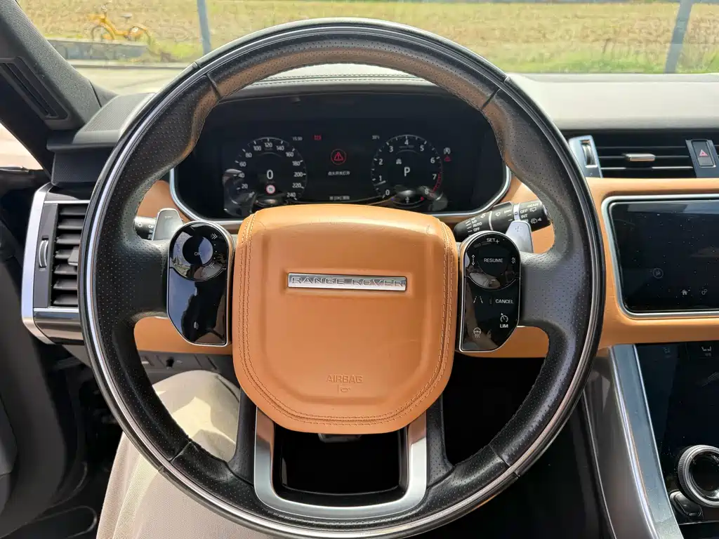 Land Rover Range Rover Sport 2018 — фото 13