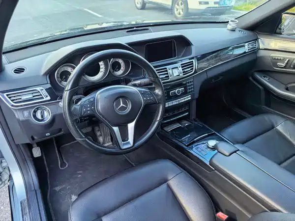 Mercedes-Benz E-Class 2014